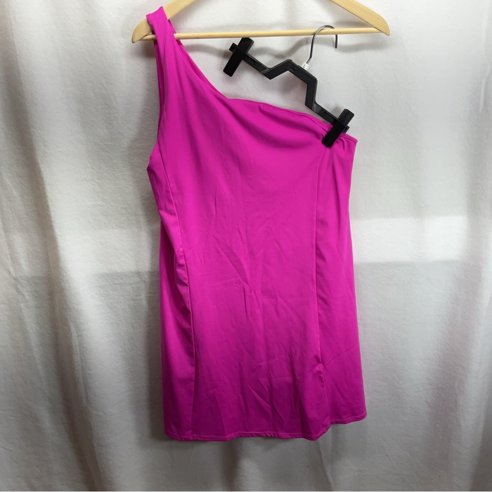 Pink One‎ Shoulder Sport Dress w/ built in shorts and padded bra. Super cute M/L